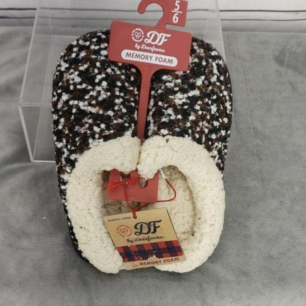 DF By Dearfoams Women’s Memory‎ Foam Slippers